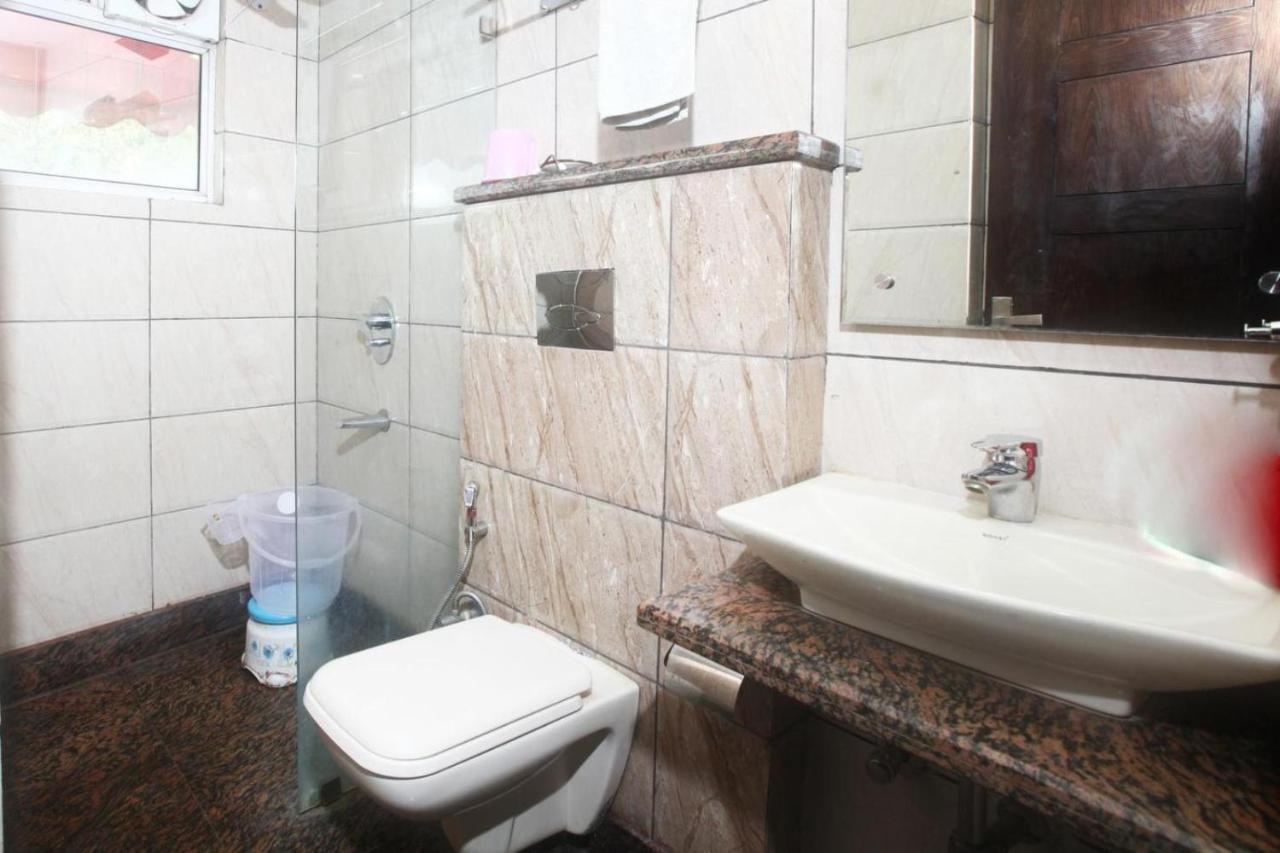 Hotel Radiance Гвалиор Екстериор снимка