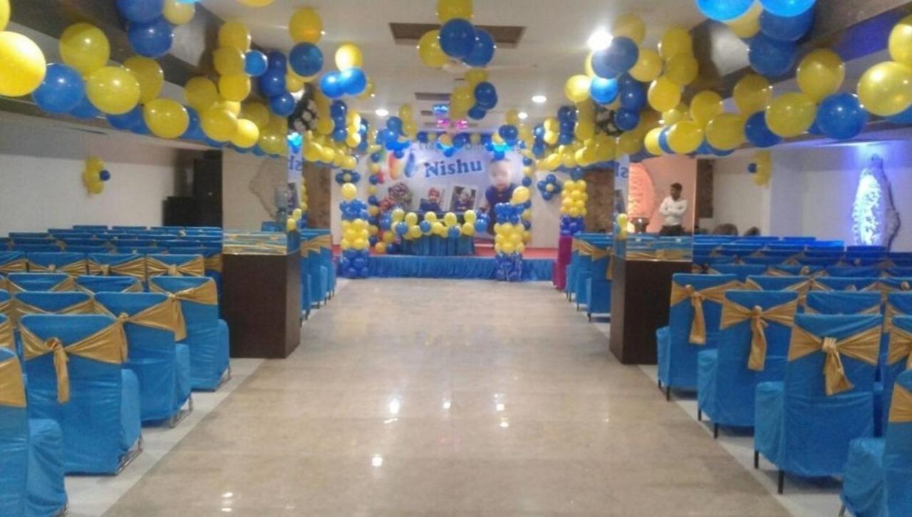 Hotel Radiance Гвалиор Екстериор снимка